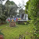 Villa Papachristos